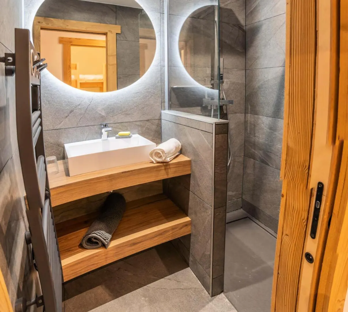 Residence Domaine Du Loup Blanc - Appartement De Standing Pour 8 Personnes Mae-4514 Les Orres 0*,  France